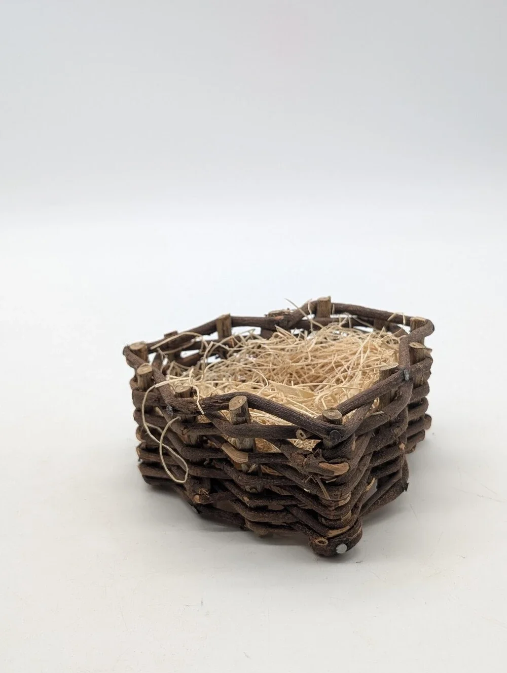 Primitive Heart-Shaped Vine Nest Basket Wood Accent Tiered Tray Decor Photo Prop